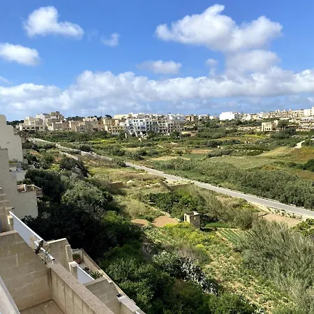 Luxury Valley Views B12 Apartment Xaghra