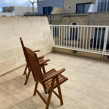 Luxury Valley Views B12 Xaghra