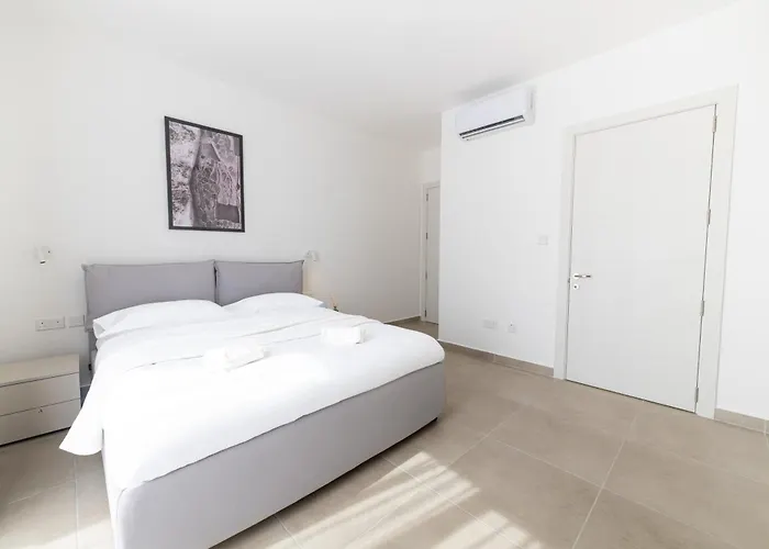 Luxury Valley Views B12